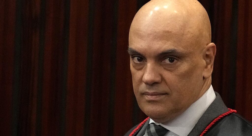 Moraes rejeita recurso, e Bolsonaro não irá à Posse de Trump